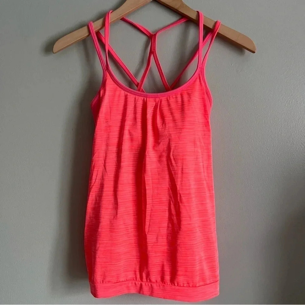 Athleta Energize Mesh Strappy Layered Look
Athletic Tank Size XXS - Picture 3 of 12